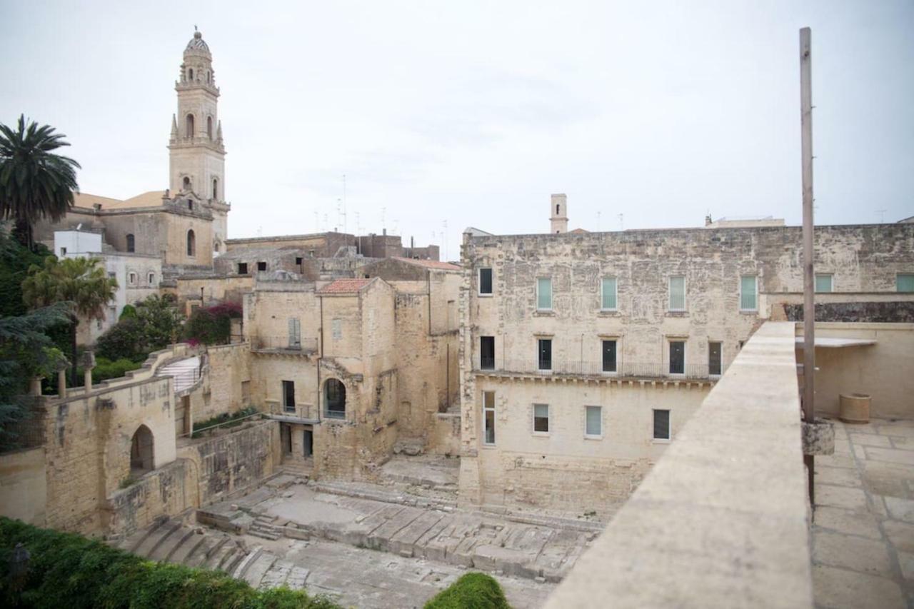 Suite Del Teatro Romano Superior Con Vista Duomo Lecce Extérieur photo