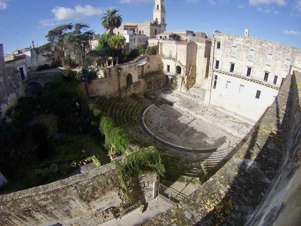 Suite Del Teatro Romano Superior Con Vista Duomo Lecce Extérieur photo